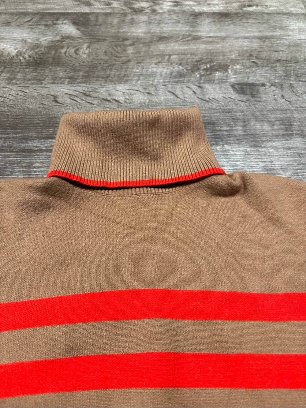 Tahari Red & Brown Striped Turtleneck Sweater Size Medium